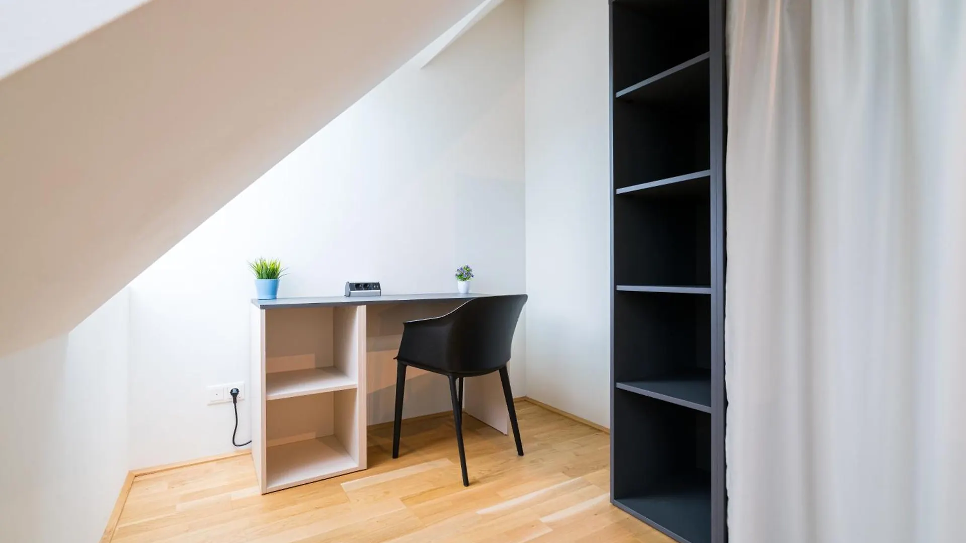 Vienna Residence, Stuwerviertel - Exhibition Center מלון דירות